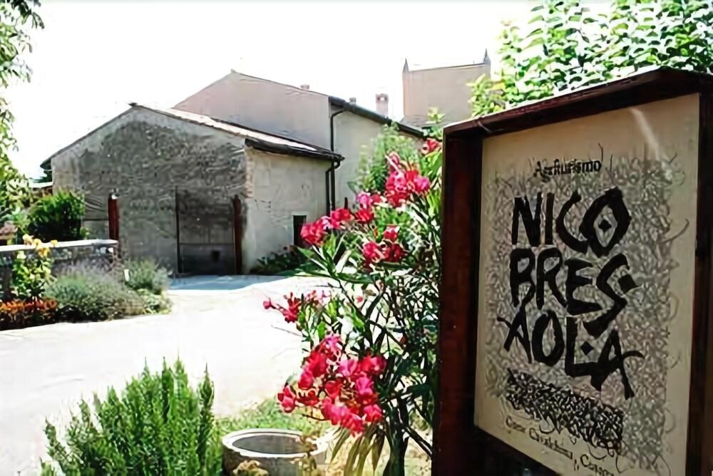 Agriturismo Nicobresaola Sommacampagna Buitenkant foto